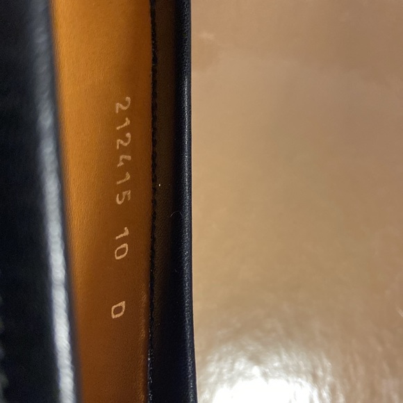 Gucci black leather shoes size 10 - Picture 7 of 7